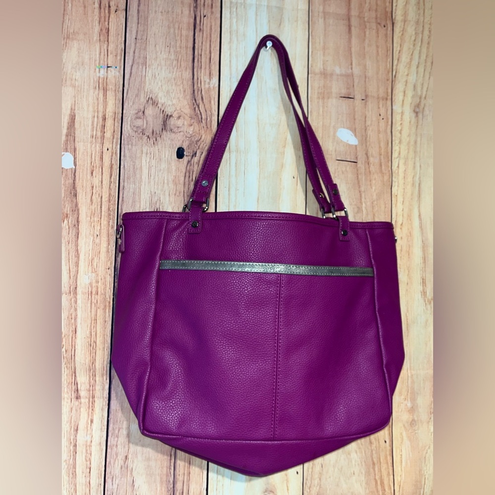 Thirty-One Townsfair Reversible Tote Palace of Jewells with rubbed metallic